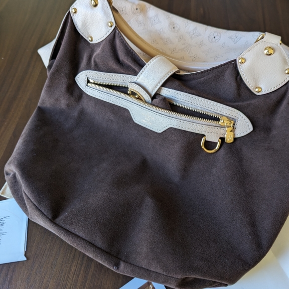 Louis Vuitton Mahina bag - Picture 12 of 16